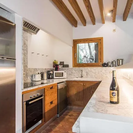 Son Floriana Кала Миллор