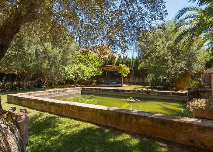 Son Floriana Кала Миллор