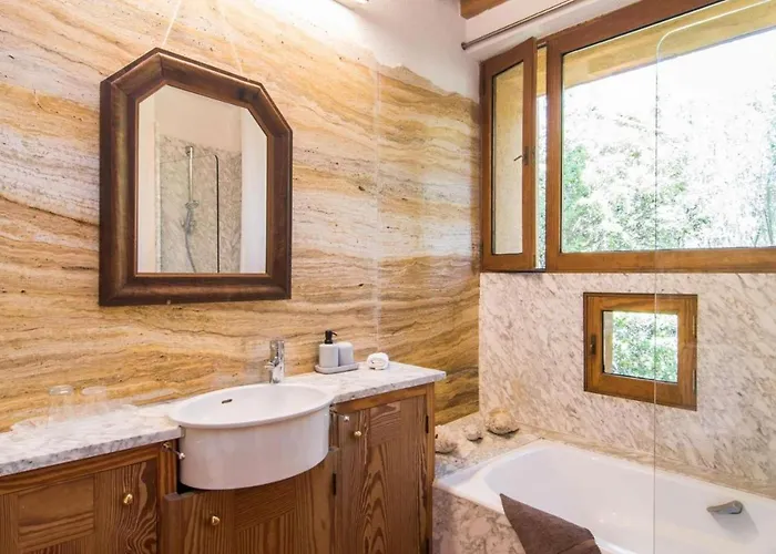 Вілла Son Floriana *