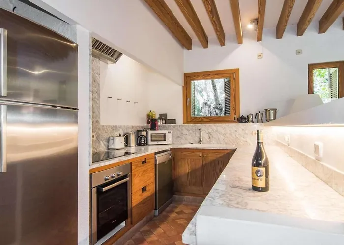 Son Floriana Кала-Мільор