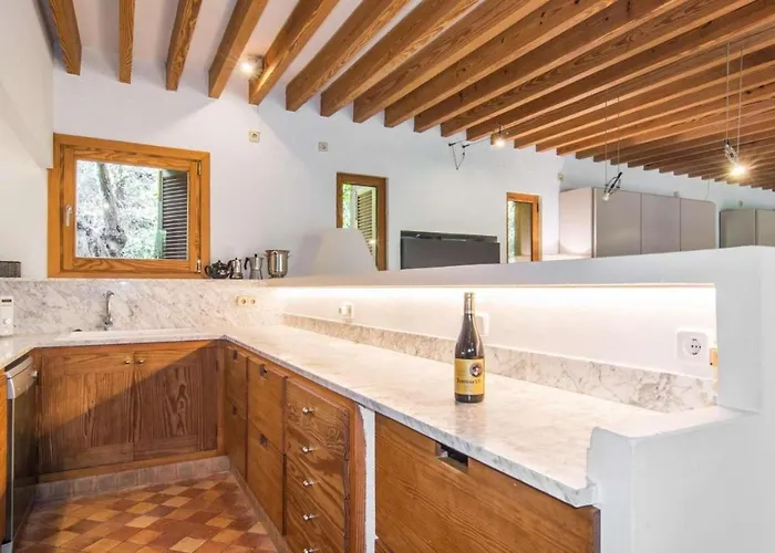 Son Floriana Кала-Мільор